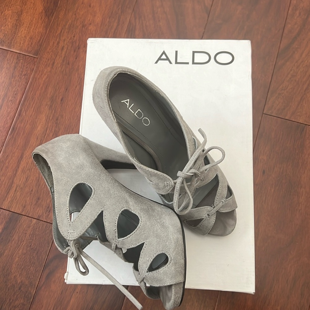 ALDO heels - Size 7